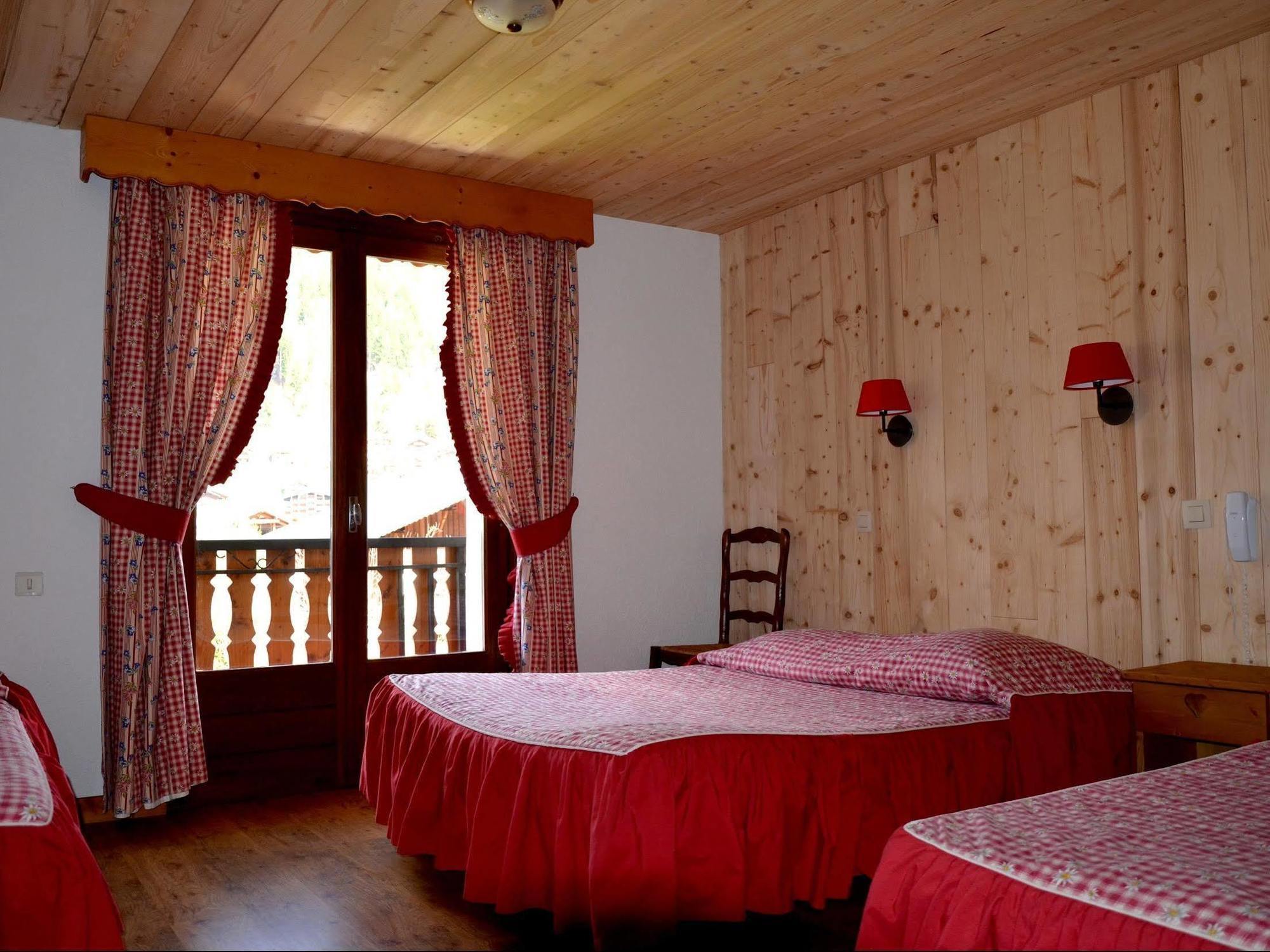 Hotel Les Bruyeres Morzine Exterior photo