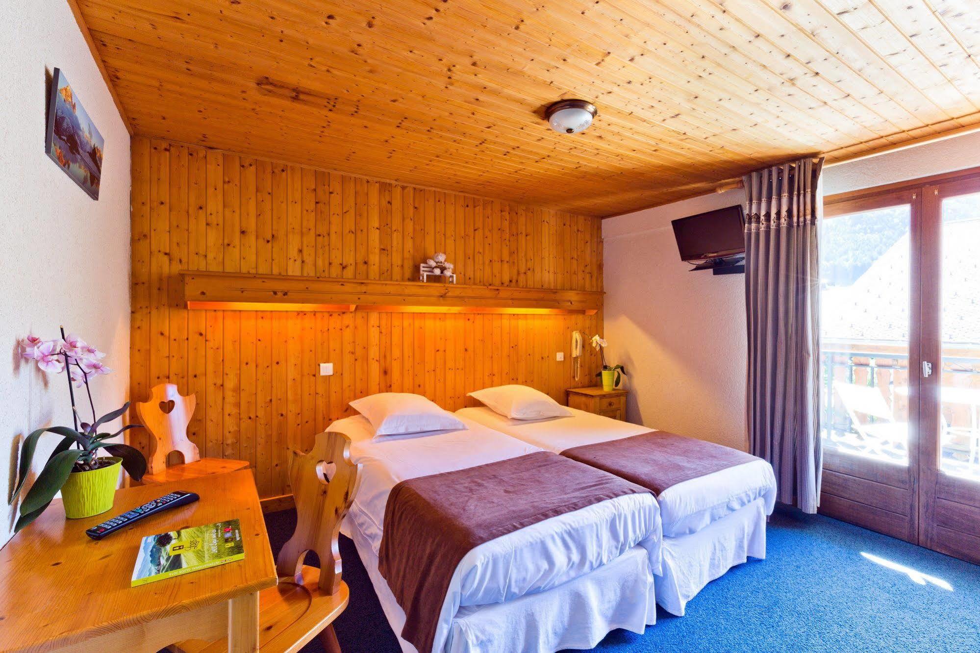 Hotel Les Bruyeres Morzine Exterior photo